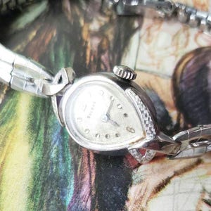 Vintage Bulova Ladies Watch: 10K White Gold Teardrop, Swiss 21 Jewels, MCM