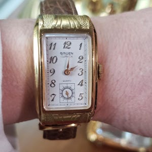 Vintage Gruen Curvex Driver's Men's Watch! Worn on Side of Wrist