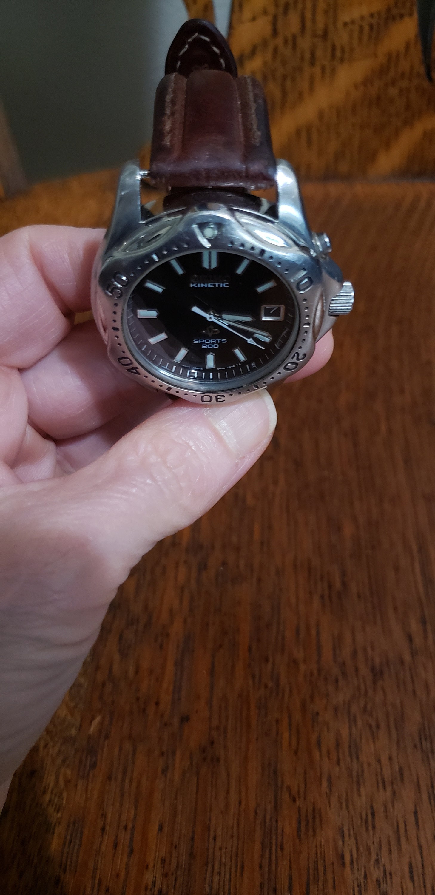 Vintage Men s Seiko Kinetic Sports 200 Watch Works Great Leather