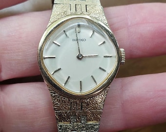 Vintage Seiko Ladies Watch 17 Jewels, Manual Wind Gold Tone, Japan