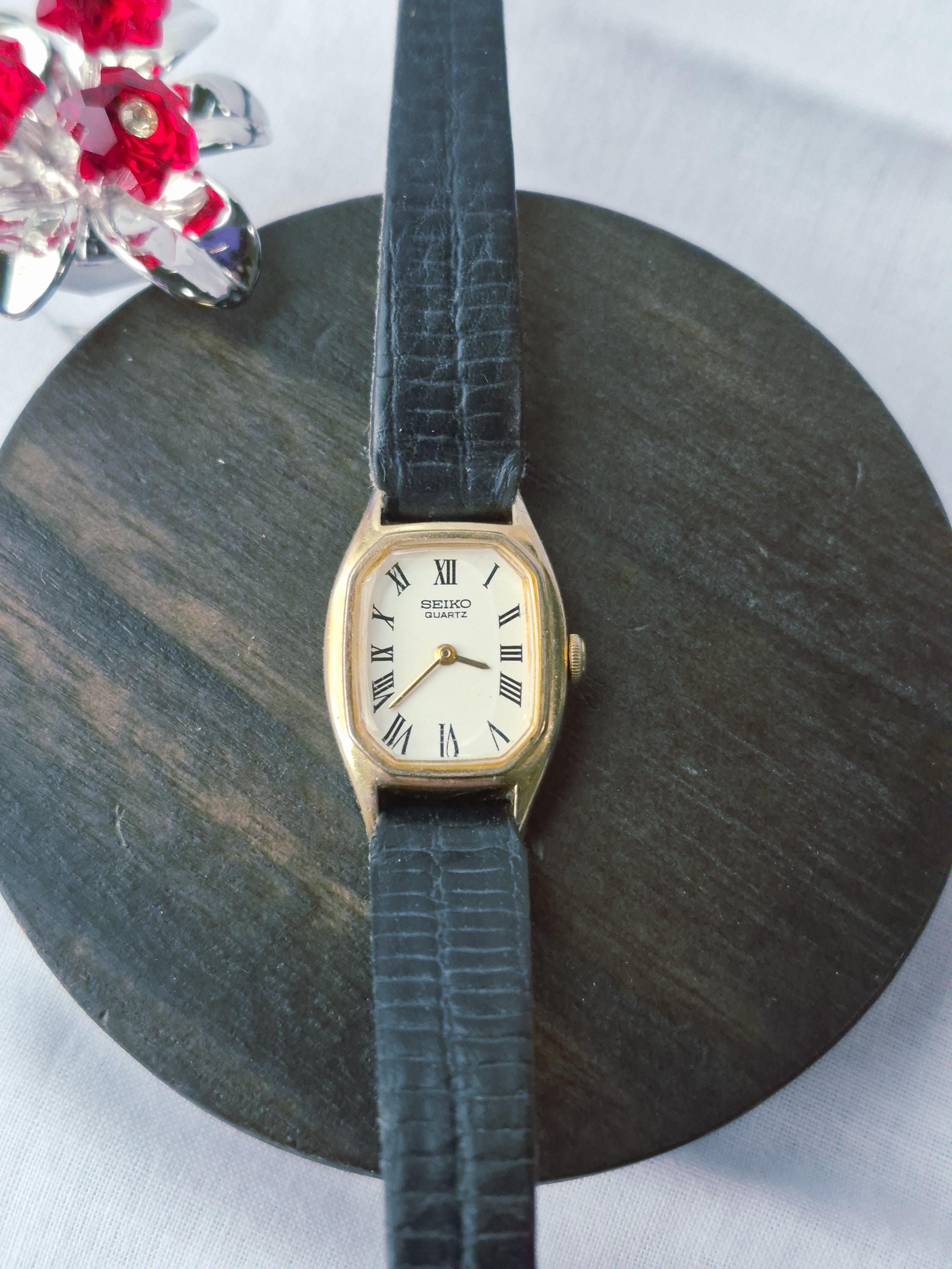 Vintage 1980's Seiko Tank Ladies Watch! Roman Numerals, Beveled