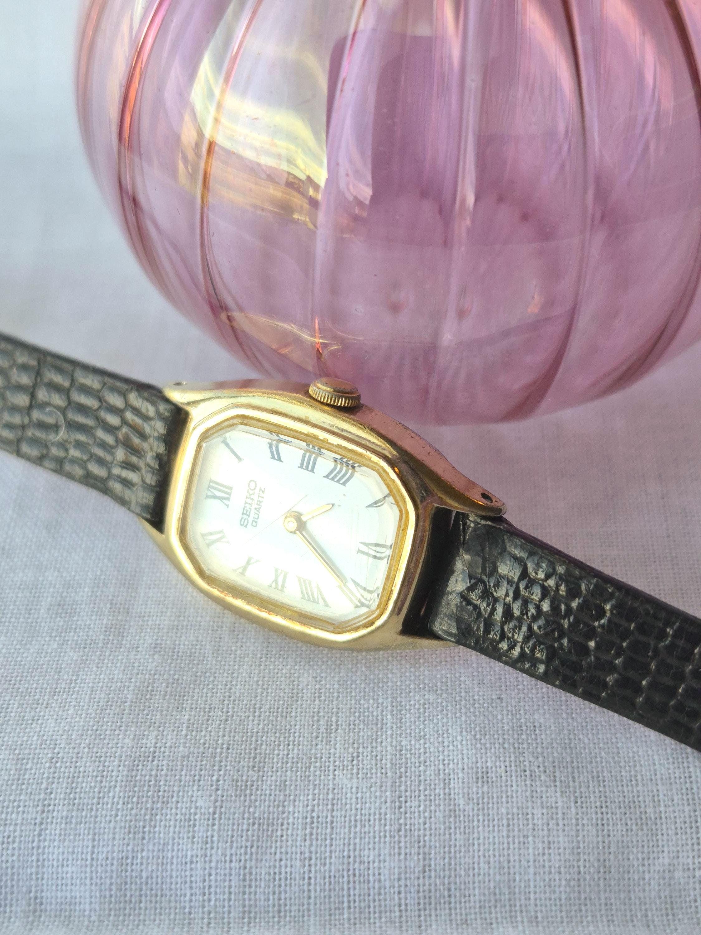 Vintage seiko tank 1986年製　純正ベルト Vintage 1980's Seiko Tank Ladies Watch! Original Band! Roman
