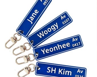 Personalized 3D Printed Name Keychain: Custom Avenue Sign Design- Name Tag for Bag