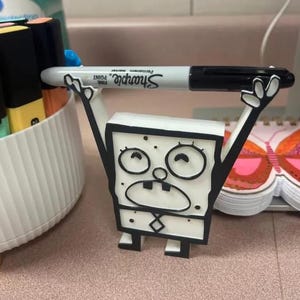 Doodle Bob pen holder desk organizer