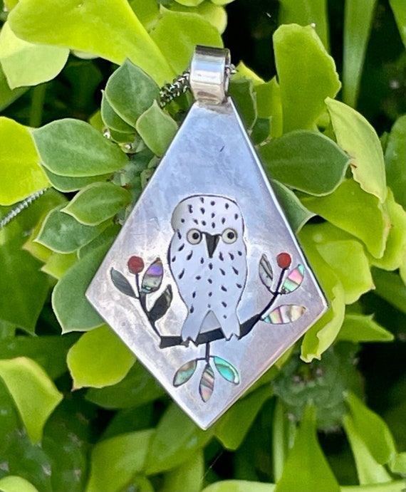 Whimsical Vintage Native American Zuni Blue Gem Turquoise Sterling Silver Owl Ring Whimsical Vintage Native American Zuni Blue Gem Turquoise Sterling Silver Owl Ring
