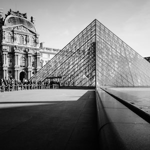 Arte de pared imprimible de alta resolución del Palais du Louvre de París