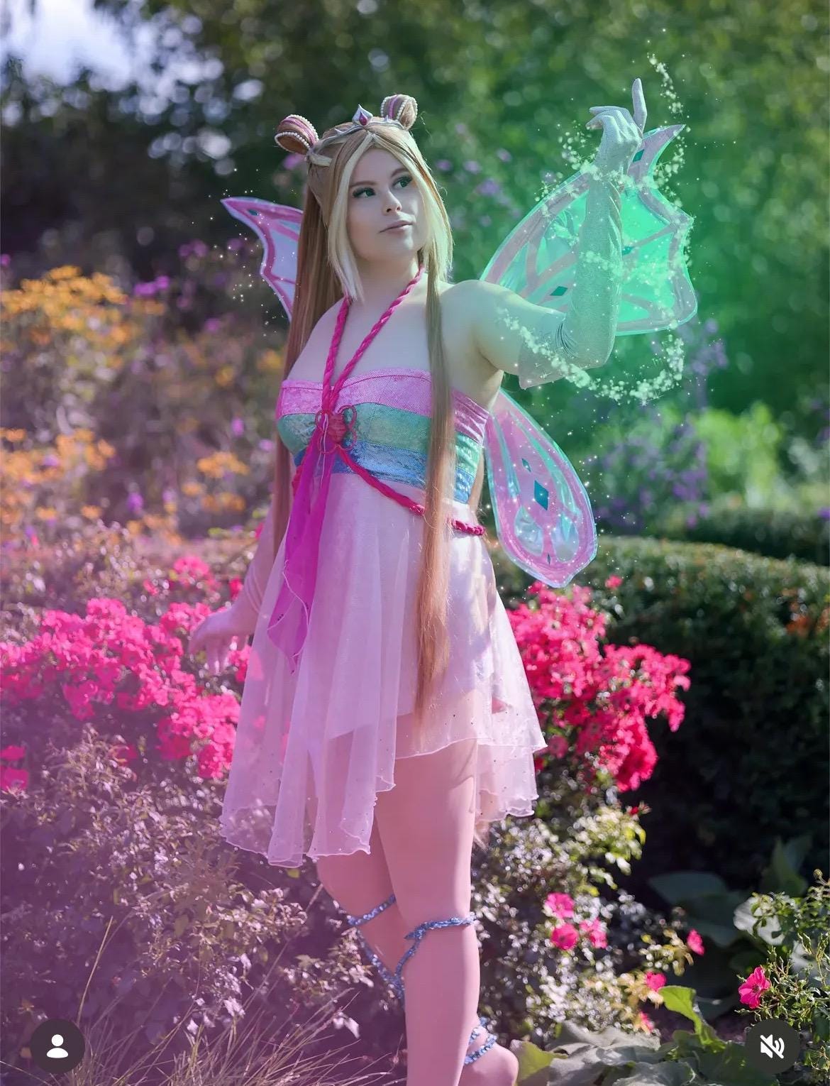 green emerald velvet dress S-3XL INSTOCK Uwowo Flora Cosplay Princess Wings Cosplay Fairy Club Co –  Uwowo Cosplay