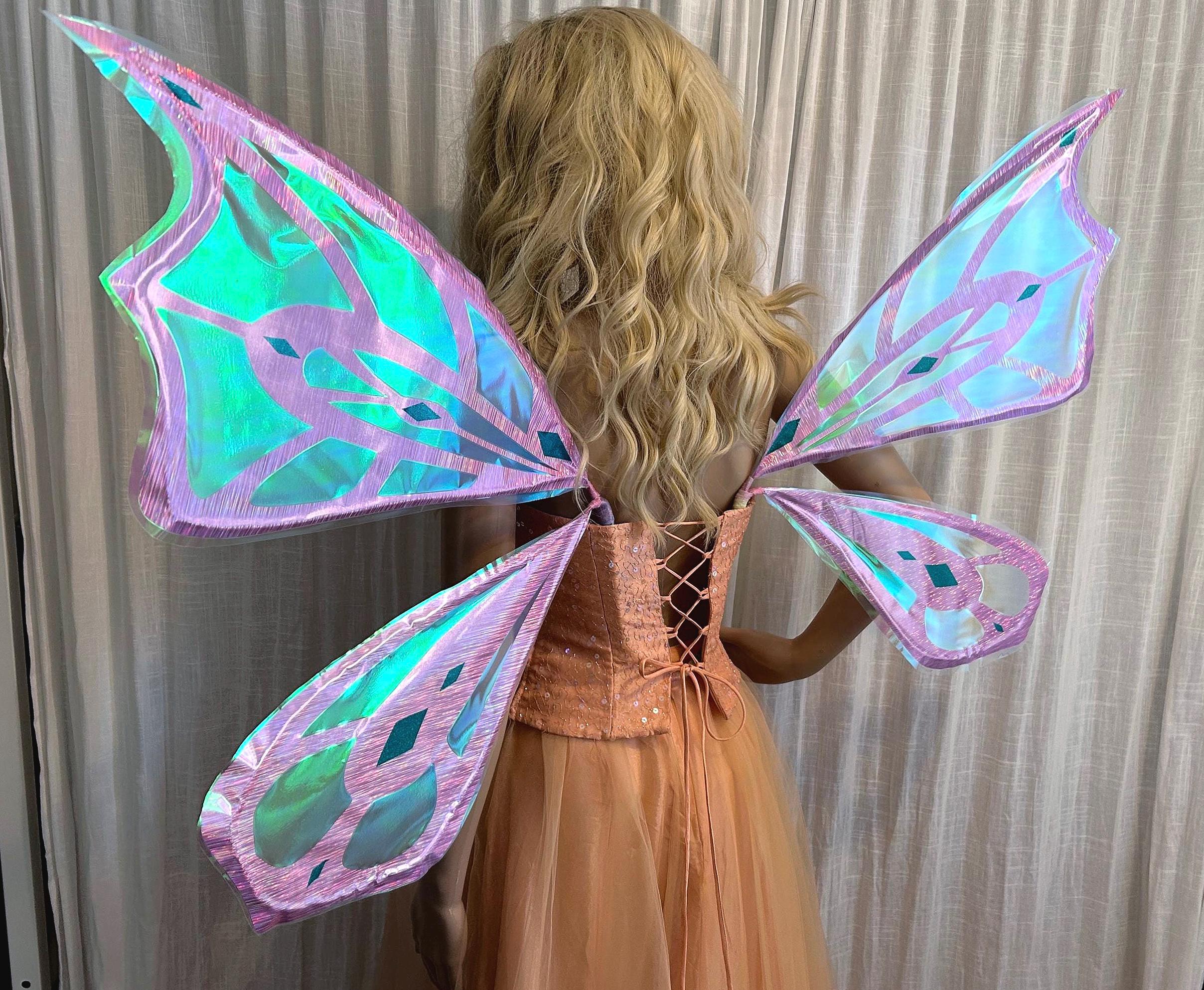 Winx Club Flora Holographic Wings