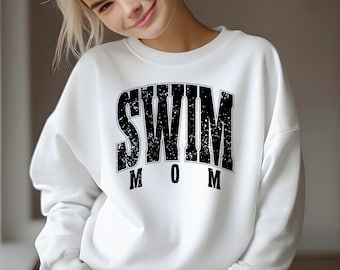 Mamá nadadora SVG PNG, Natación Svg, Camiseta de mamá nadadora Svg, Mamá nadadora Svg Png, Vida de mamá Svg, Diseño de sublimación, Archivo de corte para Cricut, Retro vintage.