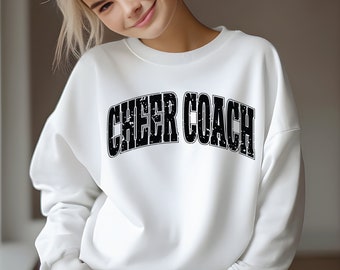 Cheercoach SVG PNG, cheercoach Svg Png, cheercoach Svg, cheercoach era Svg, cheercoachskjorta, cheerleader Svg Png, sublimeringsdesign.