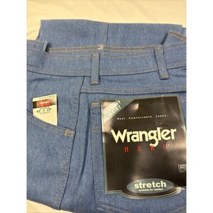 VTG Men's Wrangler Hero Jeans Light Blue Denim Stretch 42x29 Flex Fit Waist 画像 3