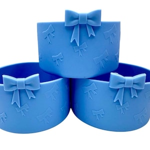 Light Blue Bow Textured  Tumbler Boot - Silicone Boot- Tumbler Accessories