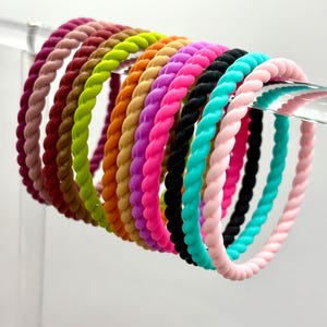 Women’s Braided Silicone Bracelet - Stackable