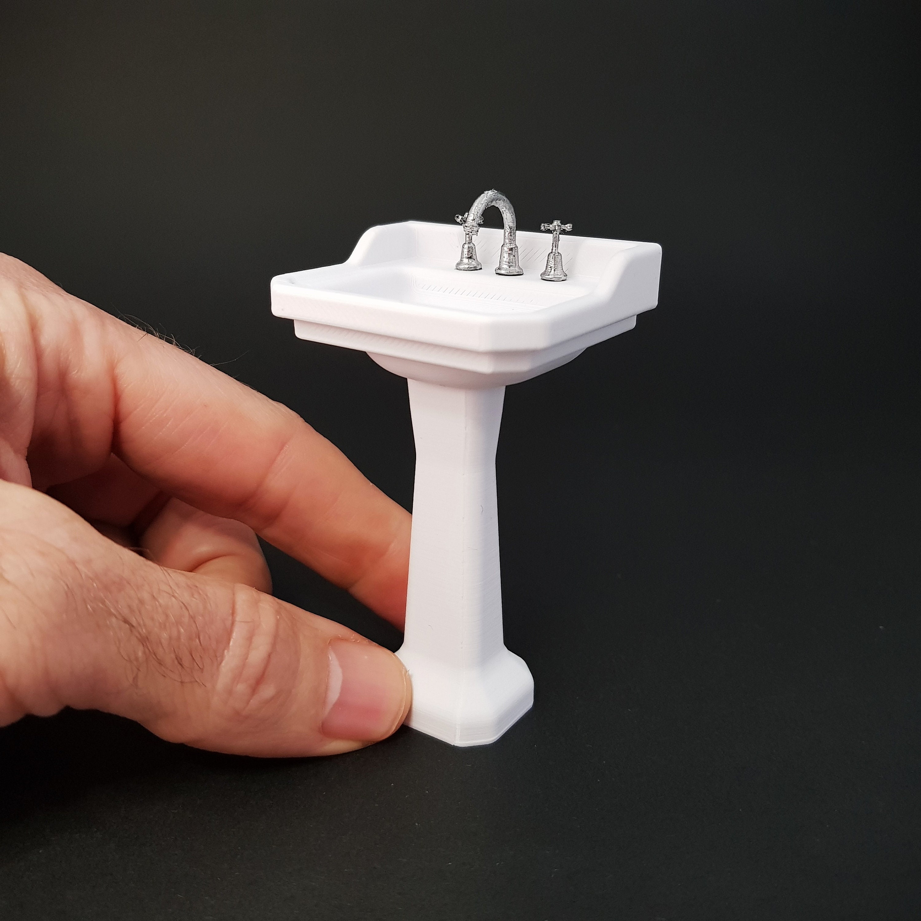 2 Grifos En Miniatura Para Casa De Muñecas - Accesorios De Cocina Y Baño, Plástico Plateado, 2.2x1.9x1.9 Cm