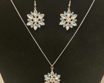 Snowflake Necklace and Earring Set