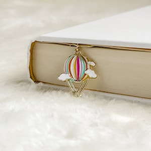 Hot Air Balloon Charm Bookmark Paperclip, Vacation, Adventure, Gold, Bookmark Gift, Gift for Book Lovers, Charms Collection