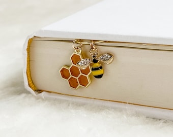 Bee and Honeycomb Charm Bookmark Paperclip, Animal Charms, Gold, Bookmark Gift, Gift for Book Lovers, Charms Collection