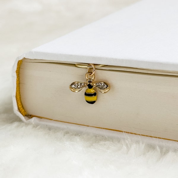Bee Charm Bookmark Paperclip, Bee Bookmark, Animal Charms, Gold, Bookmark Gift, Gift for Book Lovers, Charms Collection, Bookish Gift
