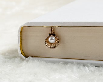 Seashell Pearl Charm Bookmark Paperclip, Ocean Charms, Gold, Bookmark Gift, Gift for Book Lovers, Charms Collection