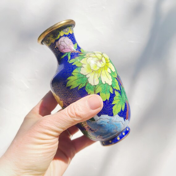 中国製七宝焼き花瓶：コバルトブルーの花と鳥の模様（2個セット