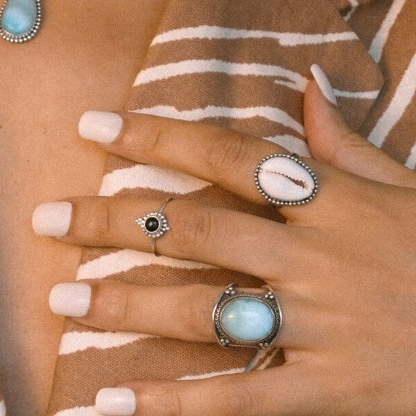 Silver Pearl Cowrie Shell .925 Sterling Silver Ring