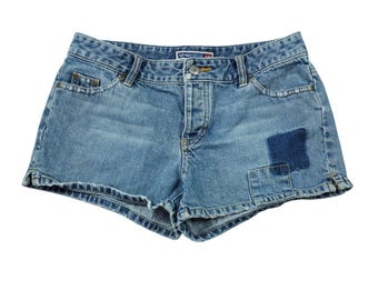 Pantaloncini in denim patchwork a vita bassissima Old Navy anni '90 Y2K, in cotone blu con chiusura a bottoni.