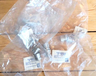 DDR Phono-stekkers, stopcontacten, NIEUWE Ovp-koppelingsstekker 063-01:00 KD51, 063-0200 RFT, DDR, Vintage, Retro, Audio Tgl 31428 Tgl 24685 Radio