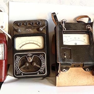 Elektronisk mätanordning, strömmätare, amperemeter, Gossen Zeropan, resistans, ström, spänningsmätare, vintageverktyg, elektriker, klassisk bil