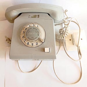 Téléphone ancien Etat correct Socotel s63 pour la maison pas cher et