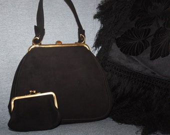 Trouvaille rare / Sacs en velours noir vintage / Deux tailles différentes / Design étonnant / Beau sac de jour ou de soirée moderne / Bon état