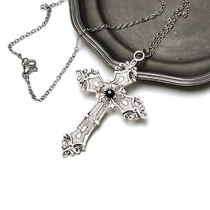 Gothic Kruis Halsketting - Antiek zilverkleurige hanger - RVS ketting