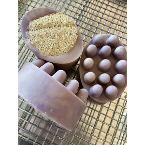 Lavender Loofah Massage Bar Soap, Exfoliating loofah, Moisturizing, Natural Soap, Essential Oil, Vegan, Removes dead skin