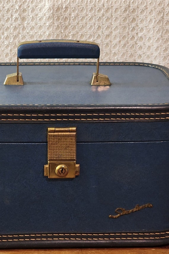 Vintage Skyline Train/Travel Case Gem