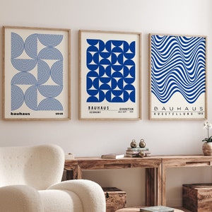 Blaues Bauhaus Set von 3 Poster Print- Minimalistische Retro Wand Kunst- Bauhaus Ausstellungs Poster- Moderne Mid Century druckbare Kunst- Digital Download