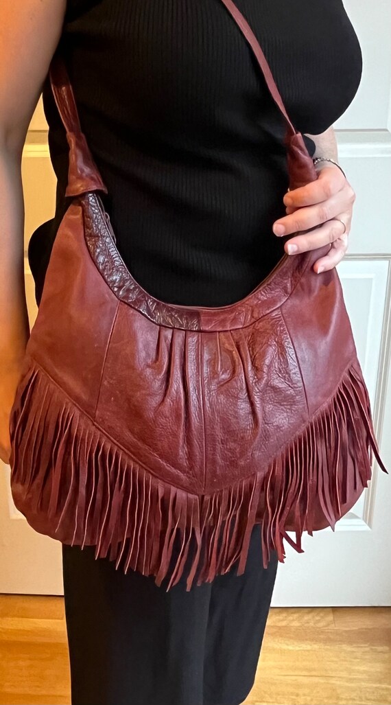 Vintage weinrote Tasche mit