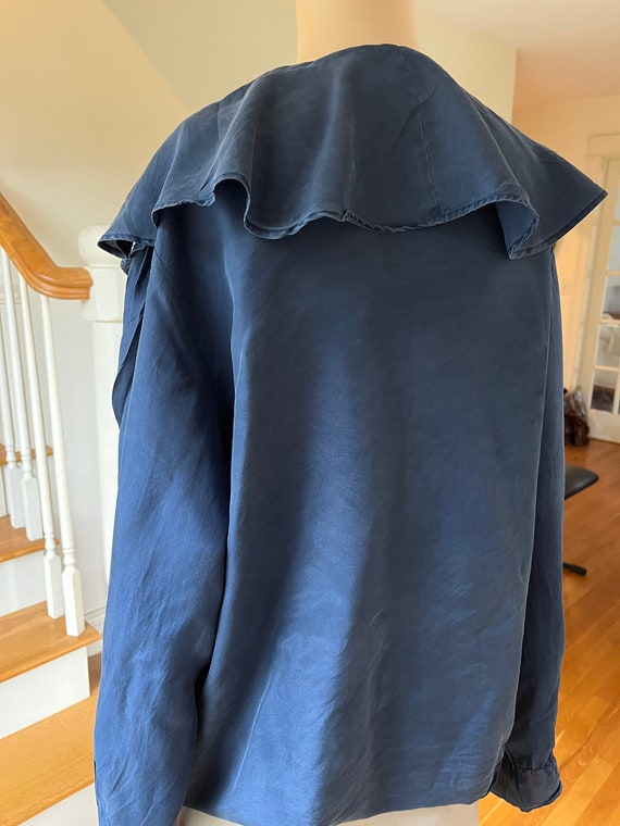 Women silk blouse Size Medium - image 5