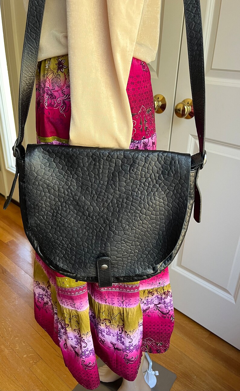 Threaded Pear Eileen Detail One Shoulder Bag