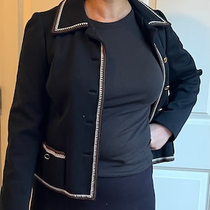 Vintage black women blazer.