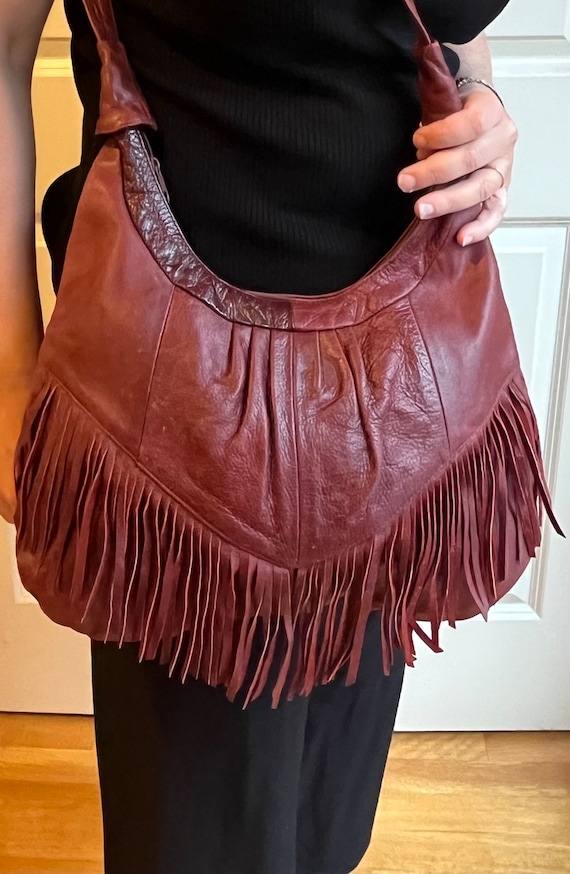 Vintage weinrote Tasche mit