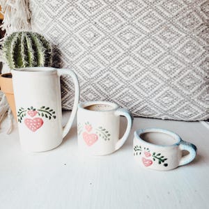 Vintage Ceramic Stoneware Strawberry Floral Measuring Cups - Set of 3 | Vintage Kitchenware Farmhouse Measuring Cups Decorative Kitchenware