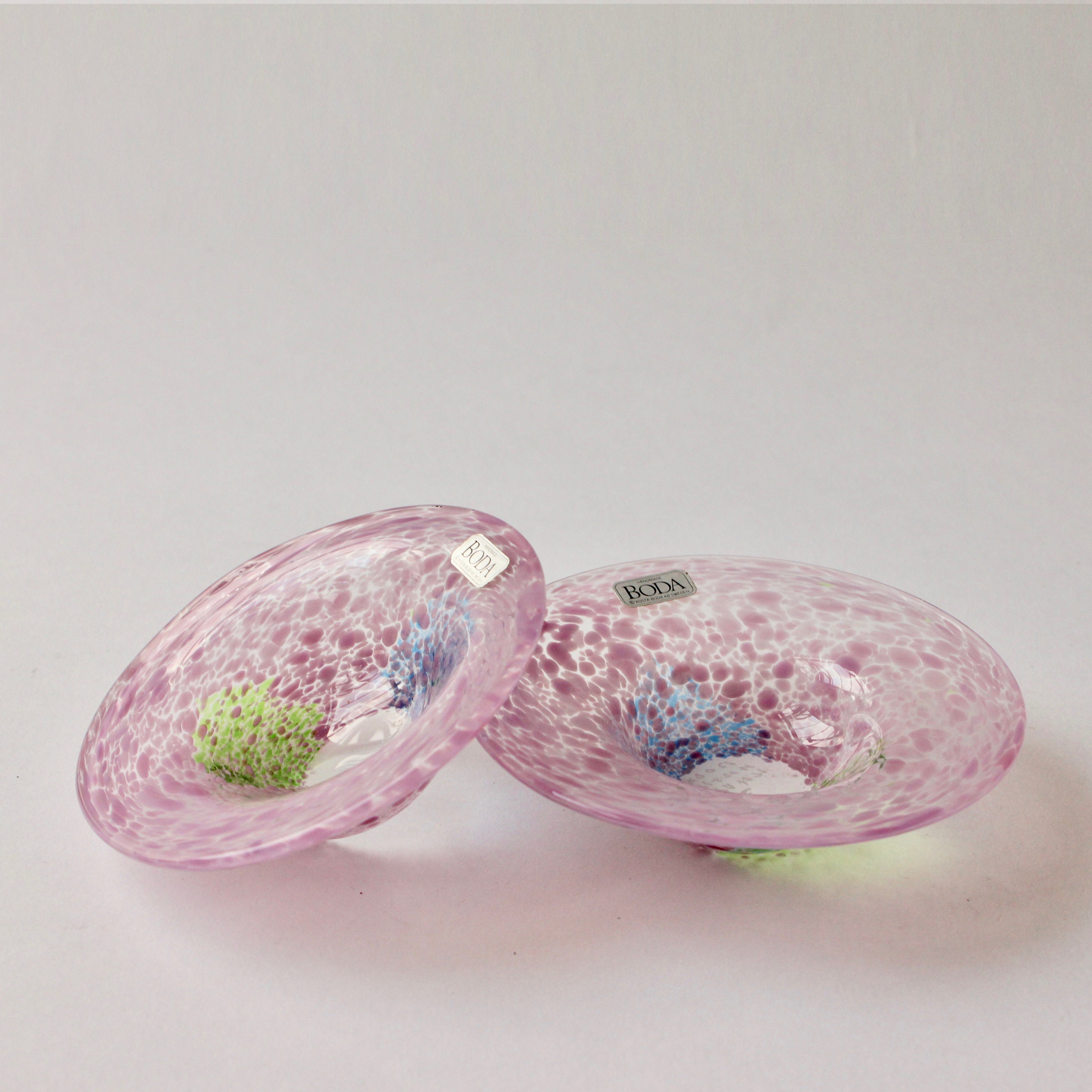 食器 Ulrica Hydman Vallien COSTA CODA plate Kosta Boda Dishes, Ulrica Hydman-vallien Pair of Glass