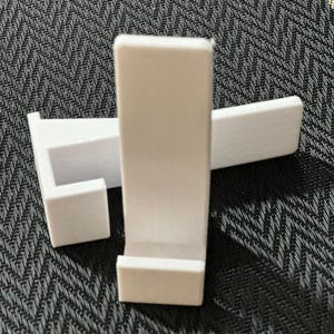 3D design for Hook for walling platform