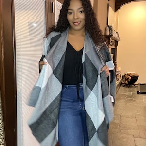 Square Multicolor Kimono Wrap