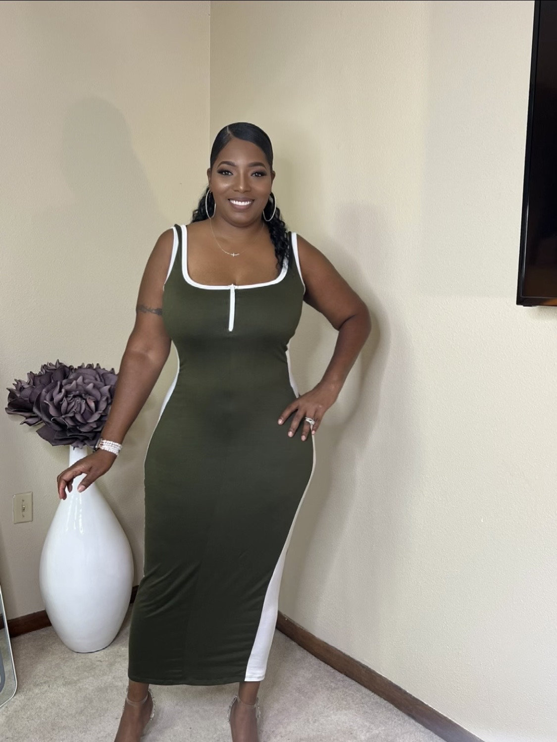 plus size green dresses Runwind Maxi Dress for Curvy Women derived dress that captures the essence of 1950s elegance Aureia Plus Size Women's Sage