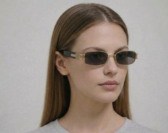 Vintage-Sonnenbrille aus den 2000er-Jahren – Gianfranco Ferré – Minimalistisches, quadratisches Tech-Design
