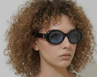Vintage-Sonnenbrille aus den 90ern – Gianni Versace – Grunge-Pop-Ovale