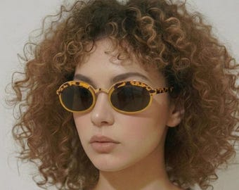 Vintage-Sonnenbrille aus den 90er-Jahren – Dolce Vita von Casanova – runder Schildpattrahmen mit goldenem Nasensteg