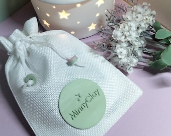 MinnyClay gift box, Christmas gift, white jute bag with MinnyClay logo, birthday gift, anniversary gift