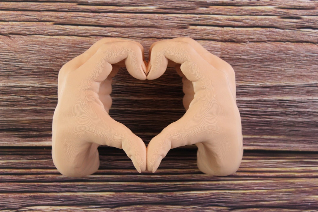 Heart Shaped Hands Wall Hanging Decoration Perfect Gift to Show Your