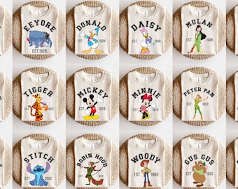Camiseta de personajes de Disney: Mickey, Minnie, Daisy, Donald, Robin Hood, Alicia, Pooh y Tigger. Camiseta a juego de Disney. Camiseta de viaje de DW.